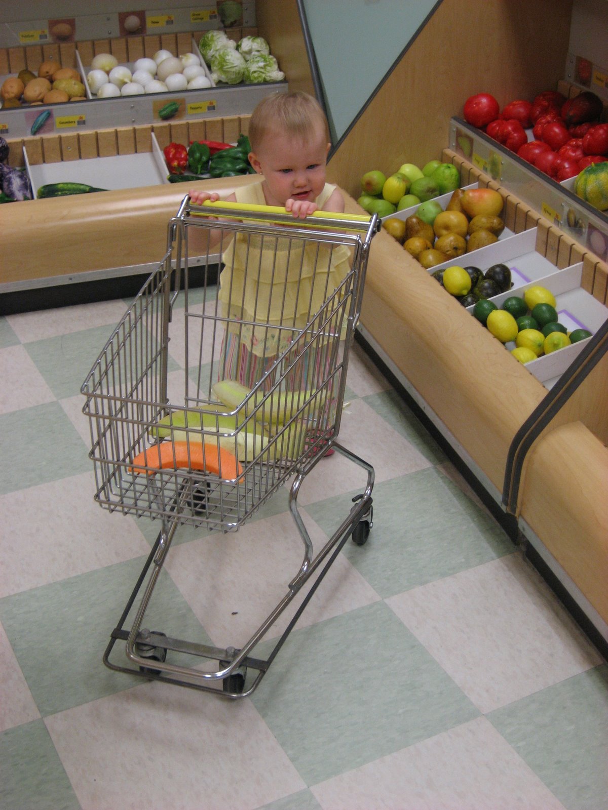 [Augurst+2008+008.jpg]