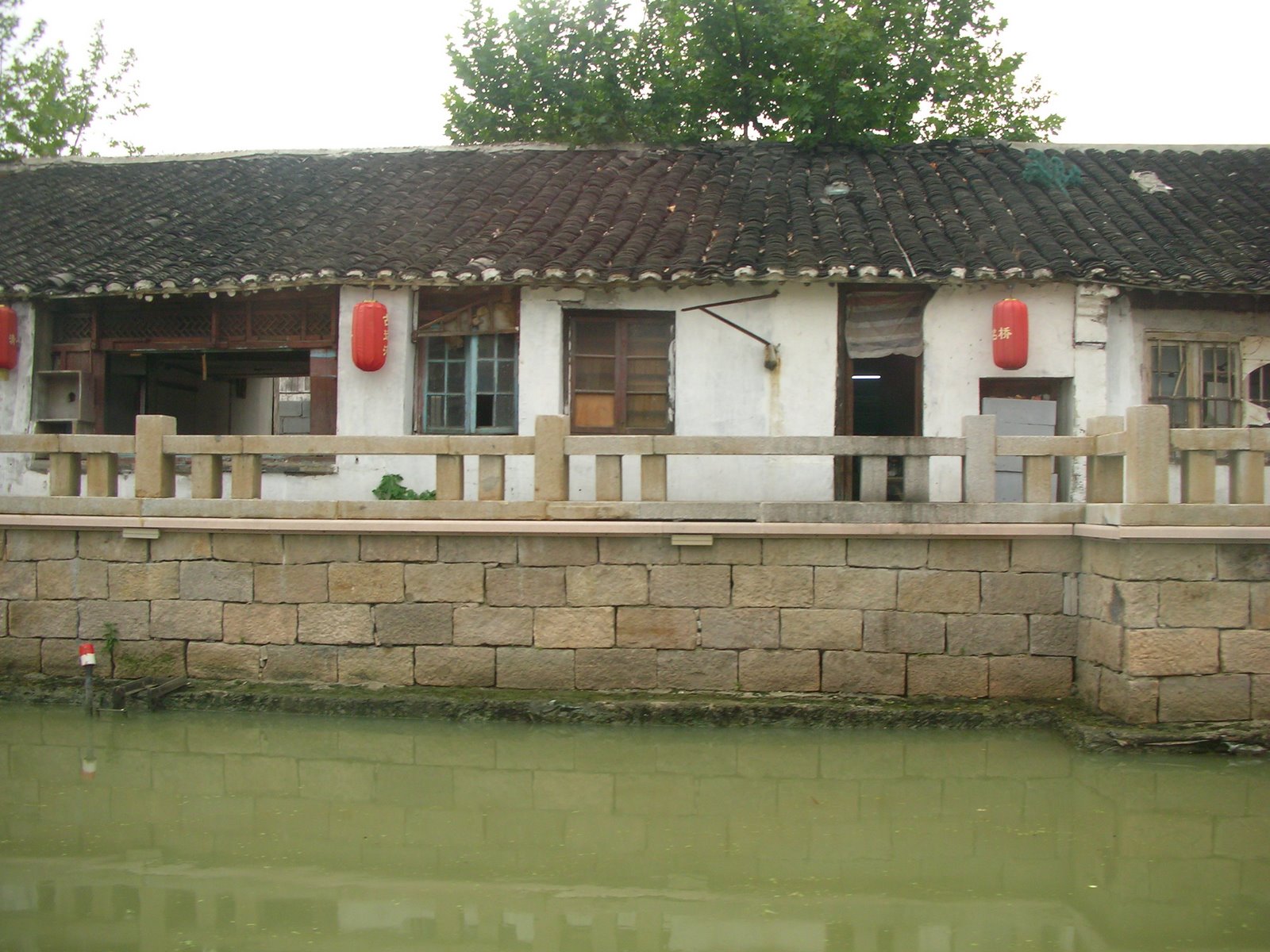 [DSCN8387.JPG]