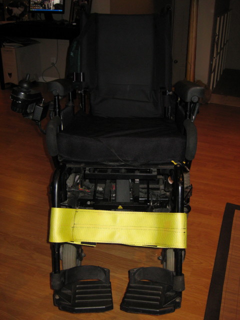 [leg+support+for+wheel+chair.JPG]