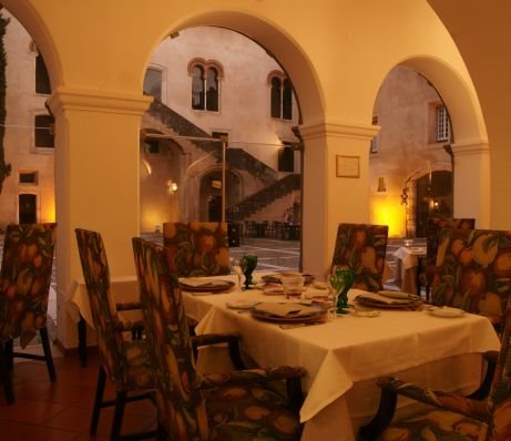 [Alvito_Restaurant.jpg]