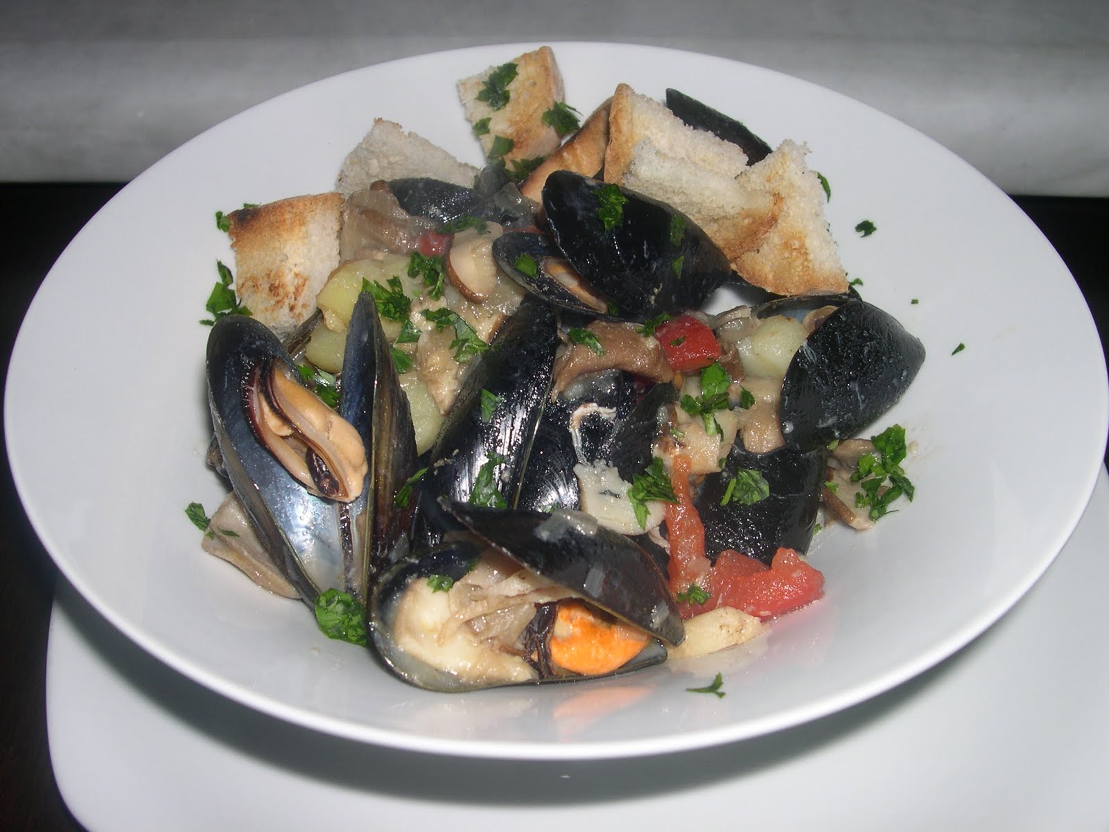 Cuciniamo con Daniela Zuppa di funghi e cozze