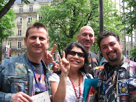 Manu and friends in Paris