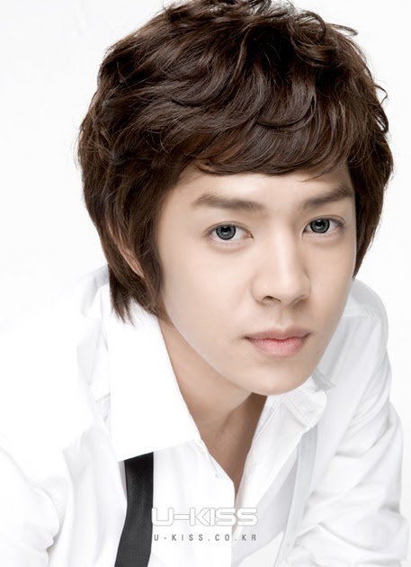 Entertain Celebrity Korean: UKiss’s Alexander down with swine flu