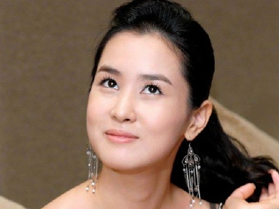 Celebrities Styles: Lee Da-hae