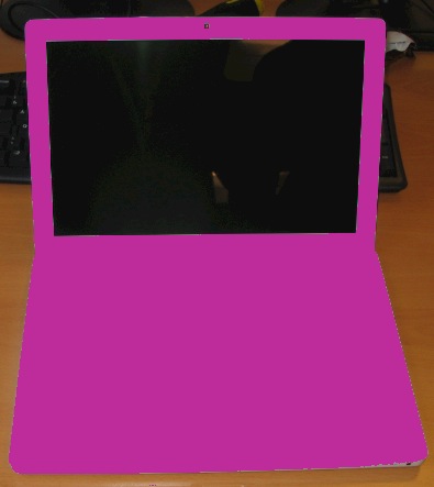 [macbook_004_hr.jpeg]