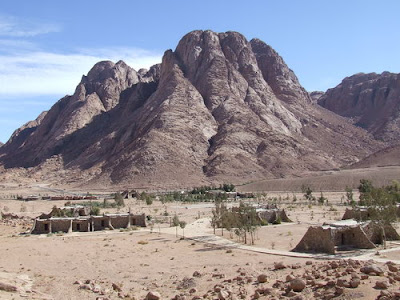 دير‏ ‏سانت‏ ‏كاترين في جنوب سيناء .. Panoramic+view+of+%28Wadi+El+Raha,+St.+Katherine%29