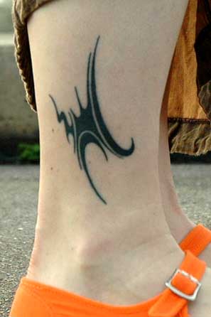Tribal Tattoo On Foot And Ankle
