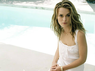 Free non-watermarked wallpapers of Keira Knightley at Fullwalls.blogspot.com