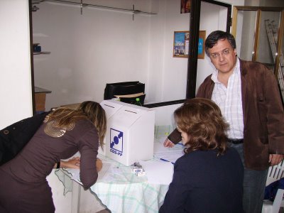 [CL2.JPG]