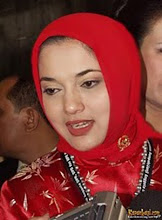 Marissa Haque dulu PDIP sekrang PPP