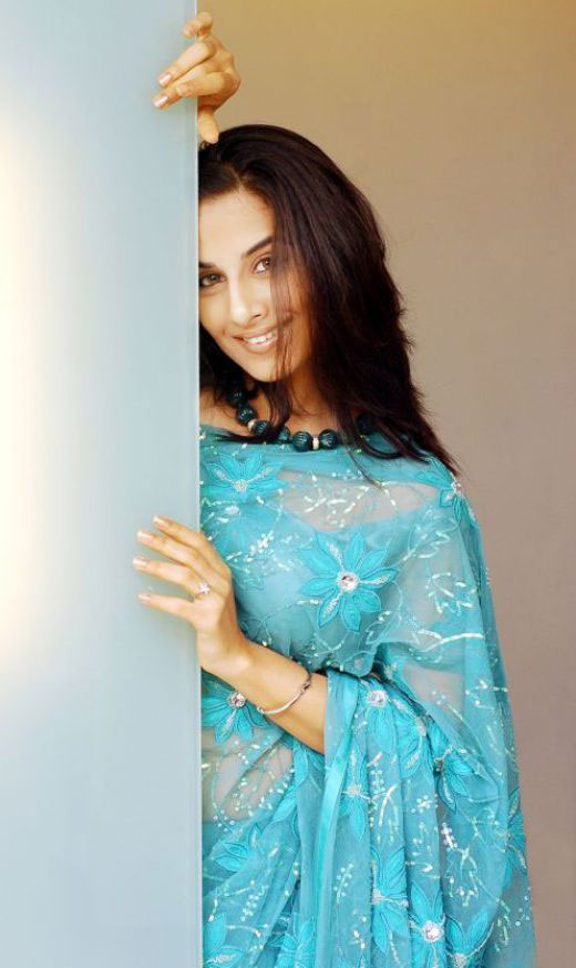 [vidya-balan-hot3-789682.jpg]