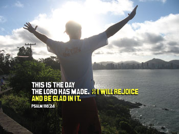 [outside_praise_smallweb.jpg]