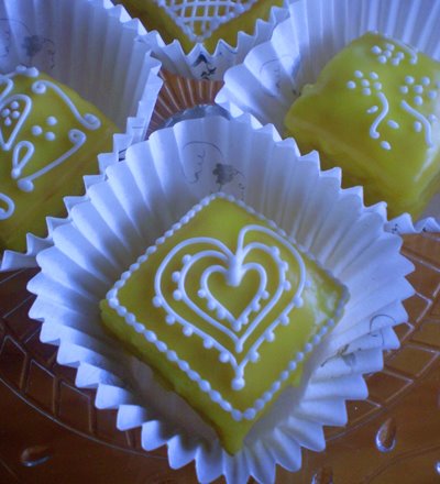 [petitfour7.jpg]