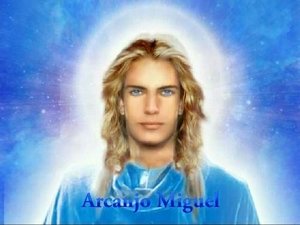 [ARCANJO-MIGUEL.JPG]