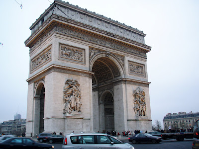 prostituées arc de triomphe