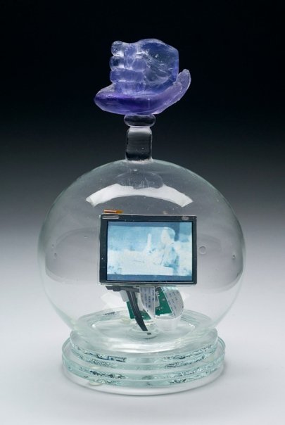 [tate+workers+rights.jpg]