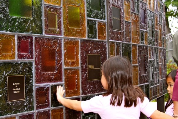 [glass.studio.washington.jpg]