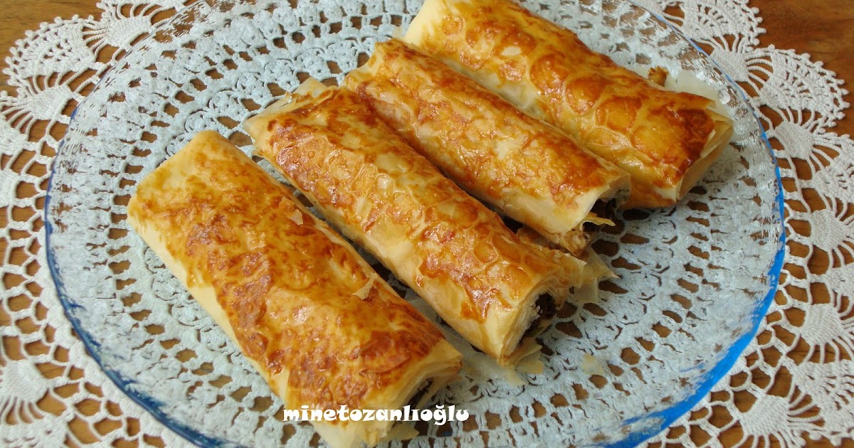 MİNE TOZANLIOĞLU Baklava Yufkası ile Kıymalı Börek