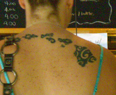 I spotted a girl recently standing in line with the Hawaiian Islands I spotted a girl recently standing in line with the Hawaiian Islands