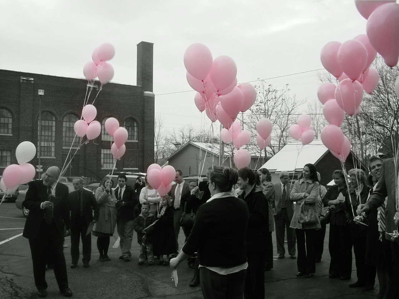 [pink+balloons.JPG]