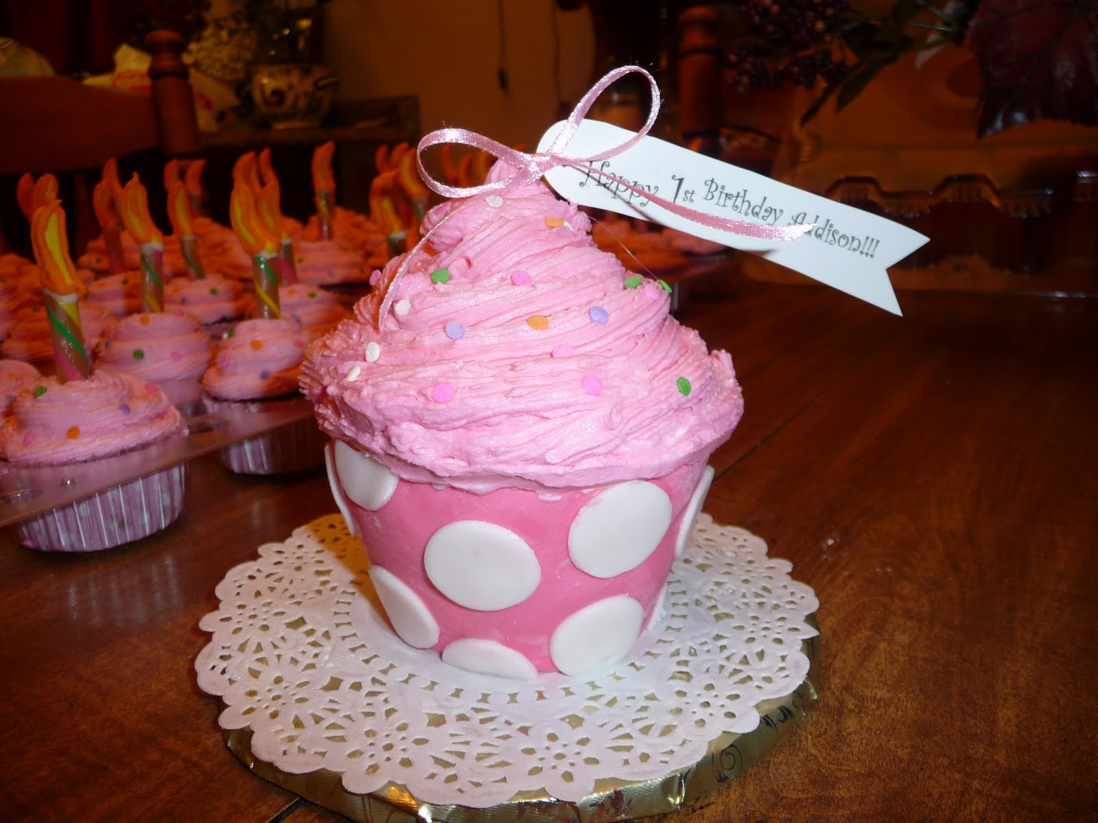 cupcakes 1st birthday