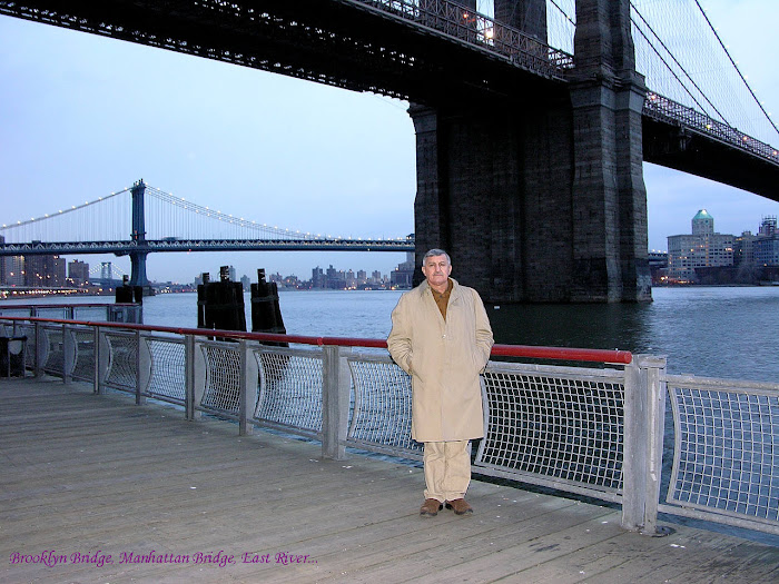 East River... Brooklyn, Manhattan Bridge
