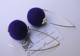 Aretes pompones Lilas