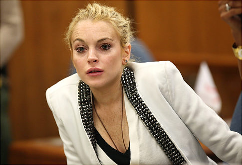 lindsay lohan skinny 2011. LINDSAY LOHAN ANOREXIC 2011