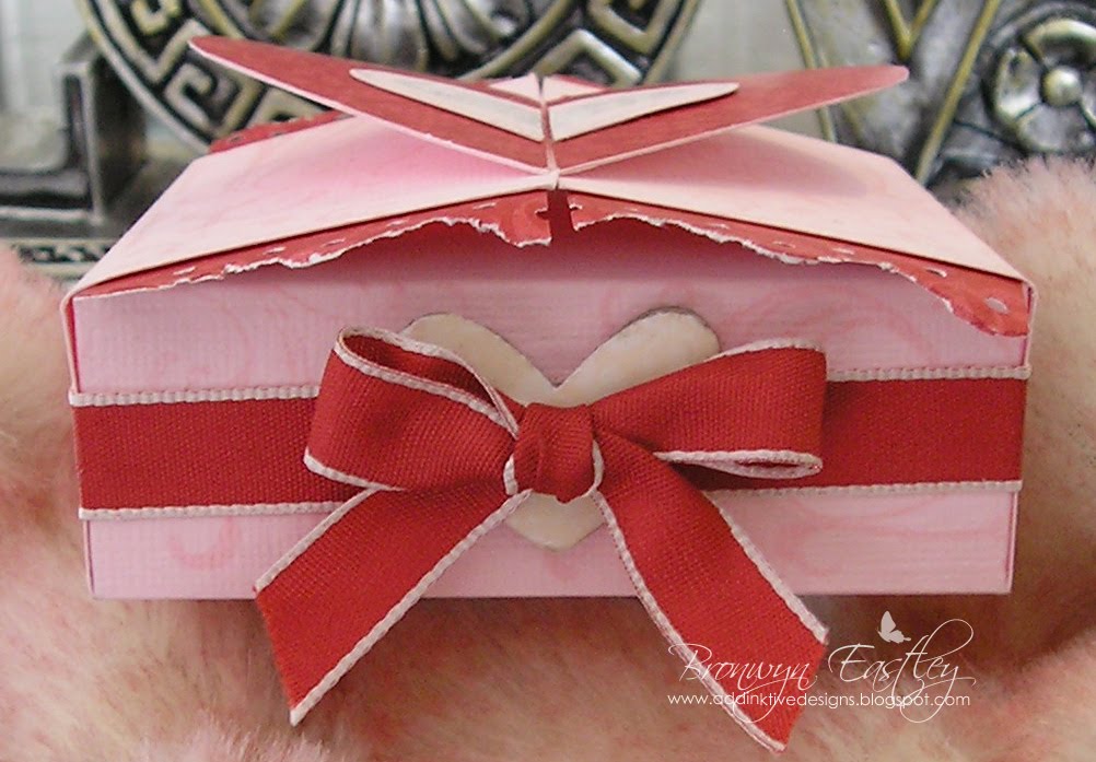 [Valentine+Gift+Box+008+copy.jpg]