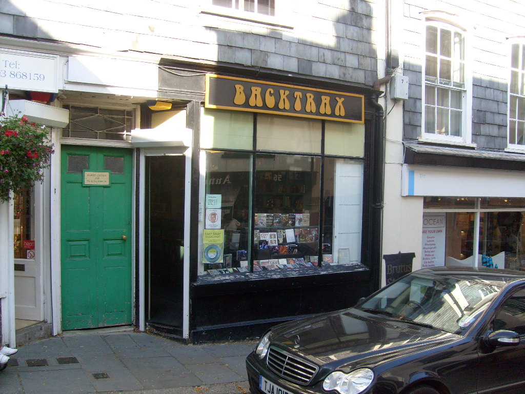 MuhMur Secondhand Records Shops 6 Totnes