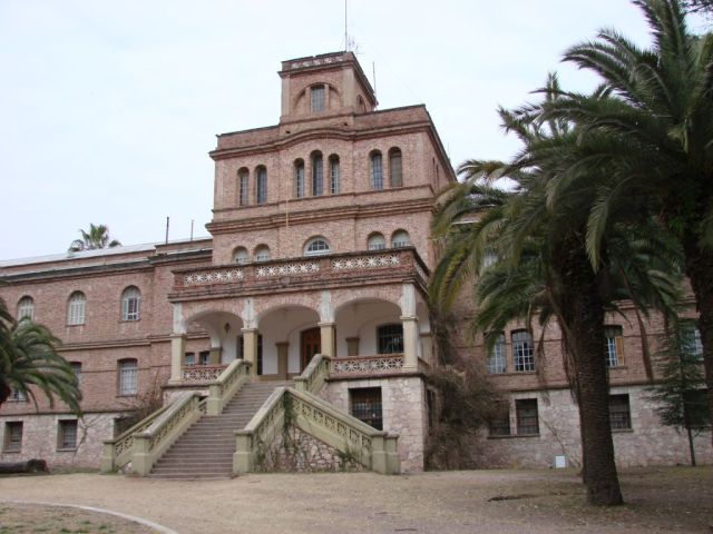 Villada Villada