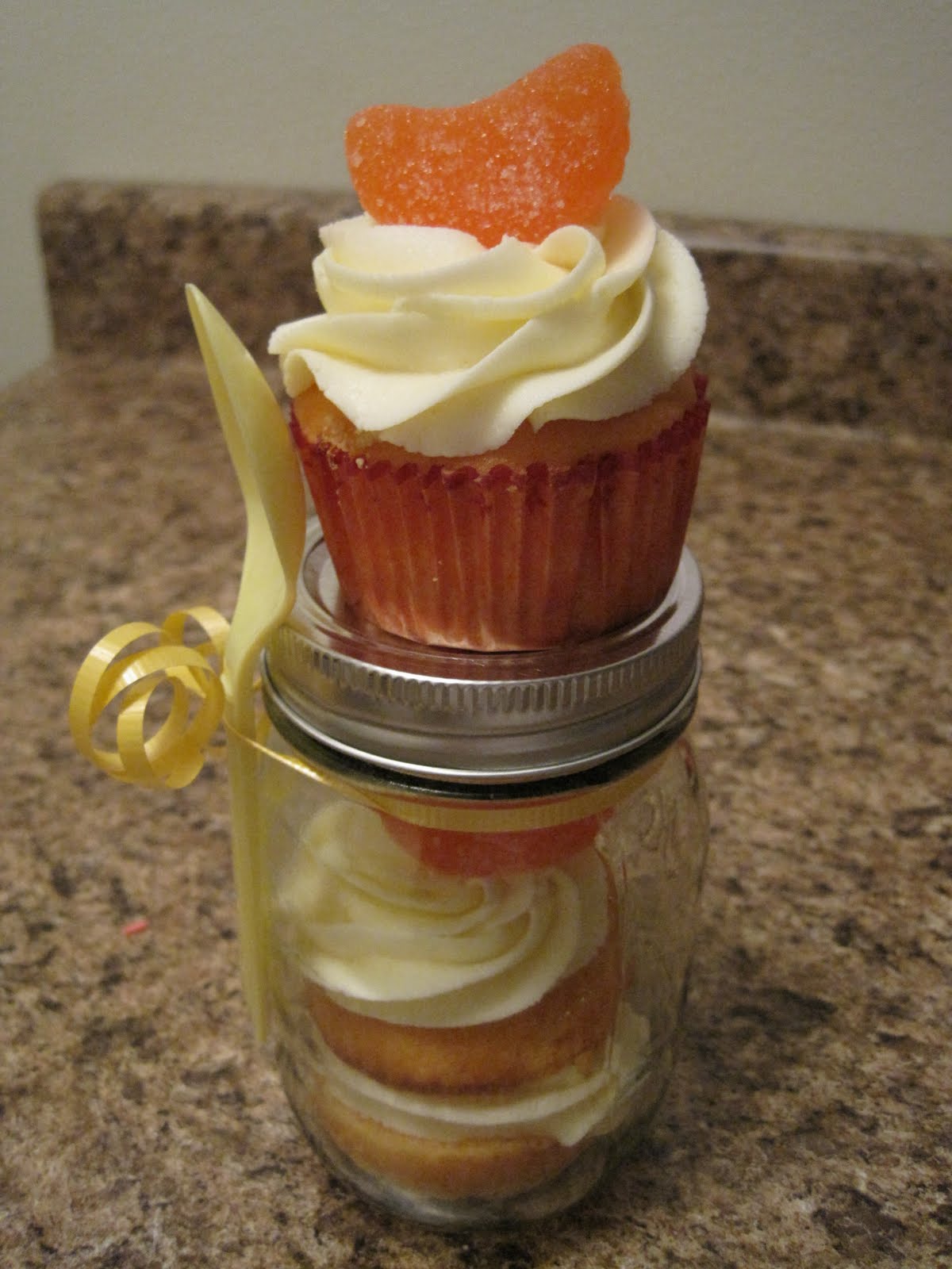 Your Happy Baker Cupcakes in a Jar