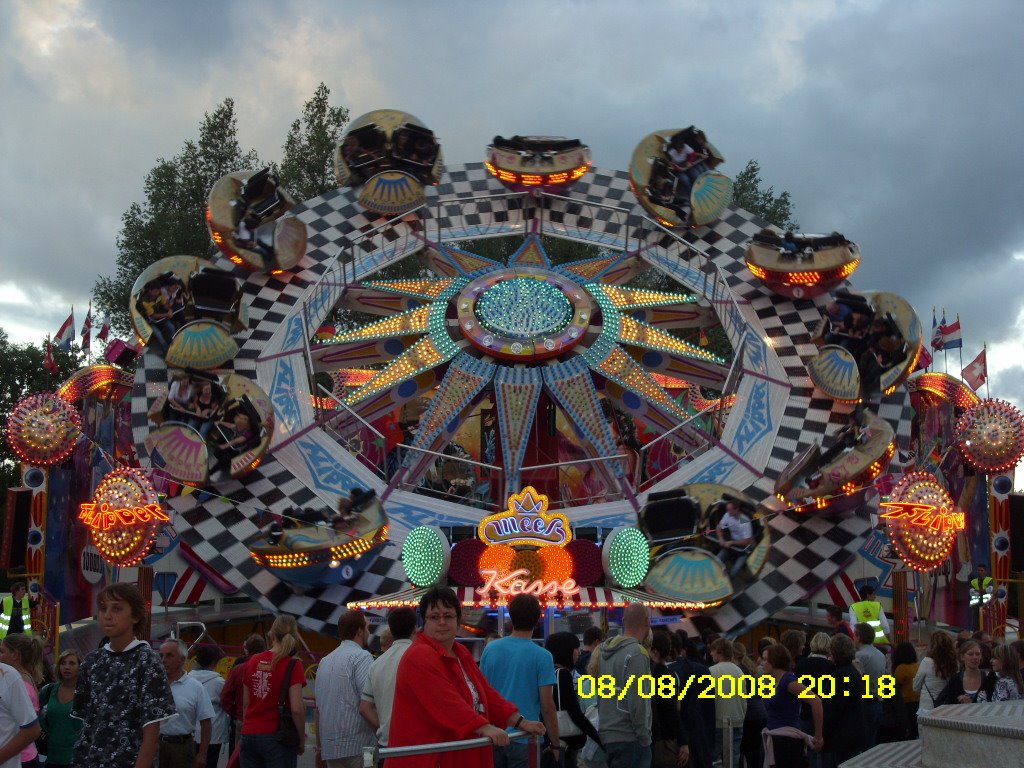 [SN859215.JPG]