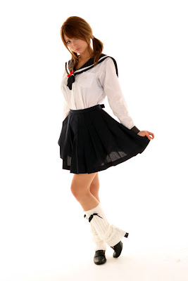 leah dizon schoolgirl outfit