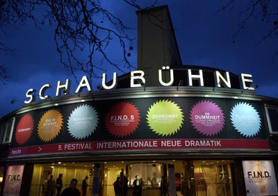 [schaubuehne6.jpg]