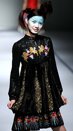 [Manish+Arora5.jpg]