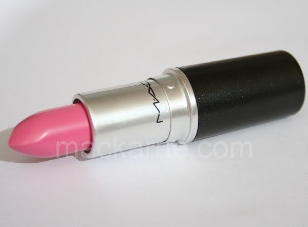 nicki minaj pink friday lipstick by mac. MAC Nicki Minaj Pink Friday
