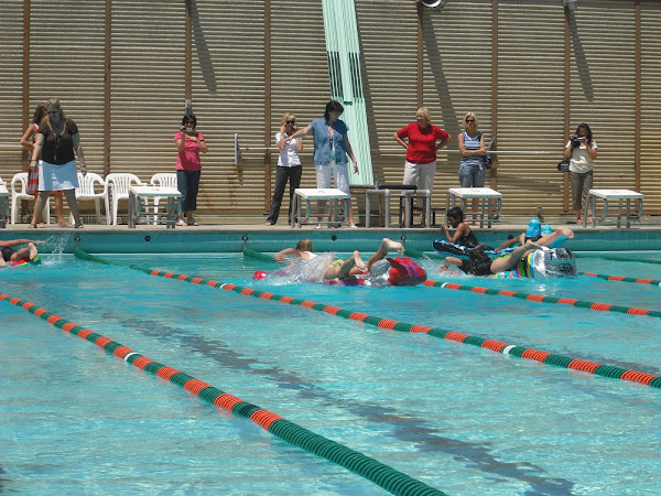 Jodi's school boat races