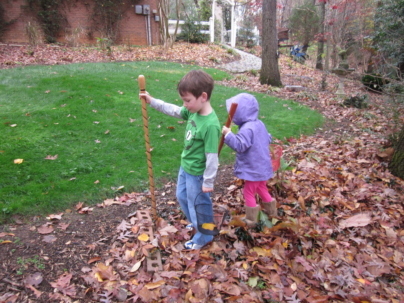 Mountainside Craft Hiking Sticks KIDS LOVE HIKING / WALKING STICKS