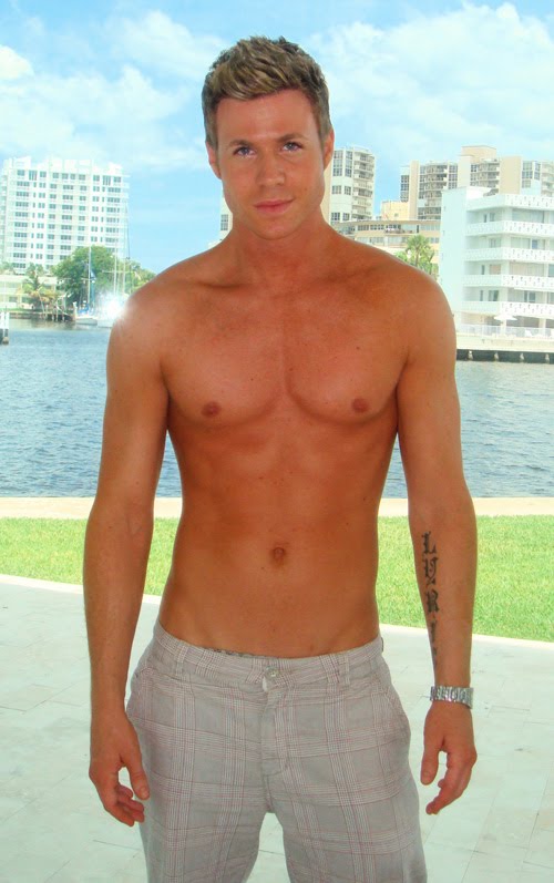 Fake males Nude Photos 87 Fake males Nude Photos 2