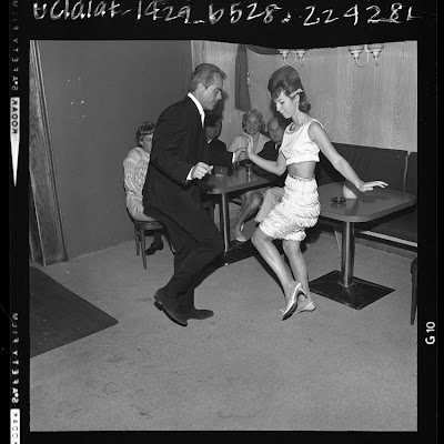 gogo+dancing+may+22,+1964.jpg