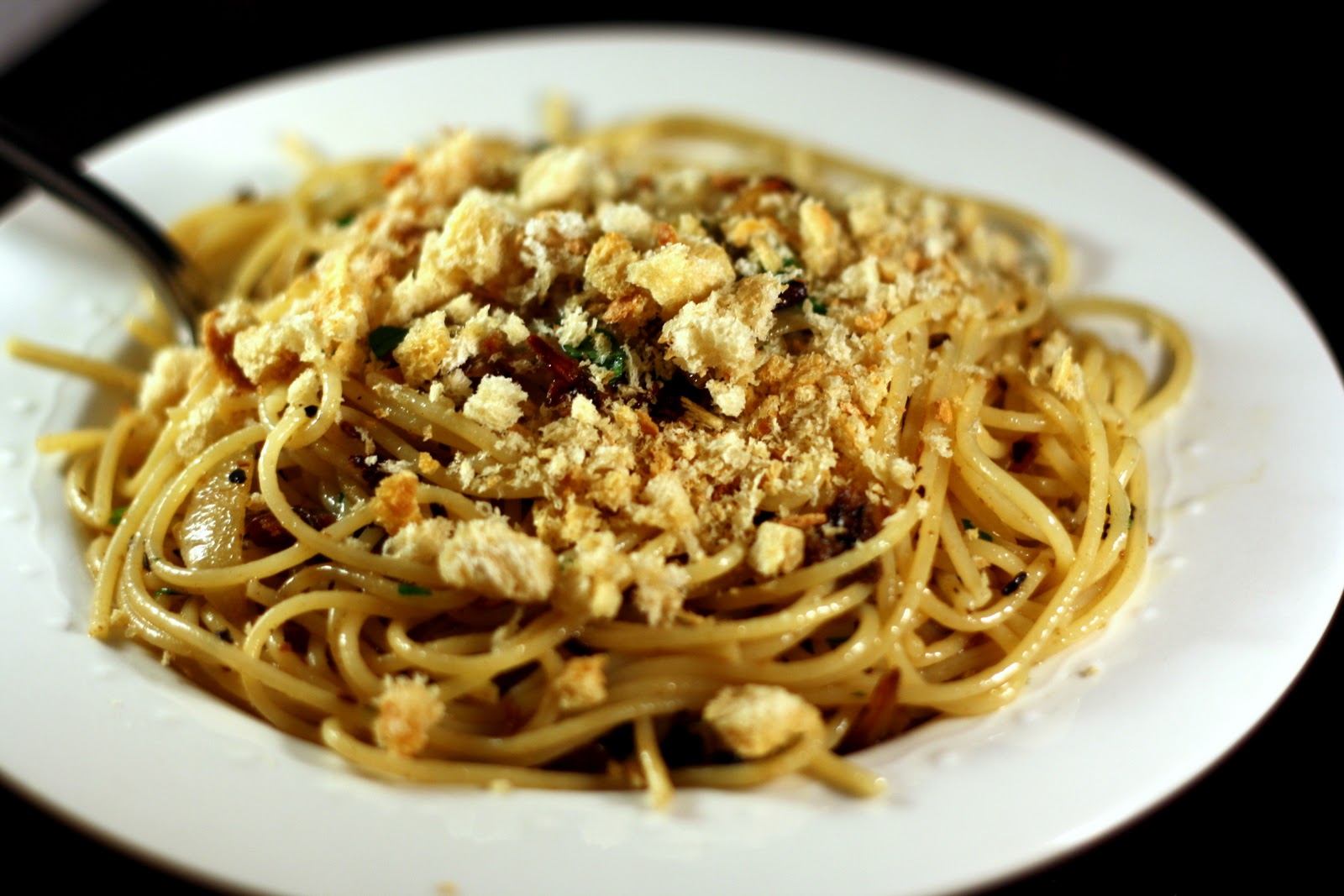 Spaghetti with Anchovies and Caramelized Onions Culinary Studio