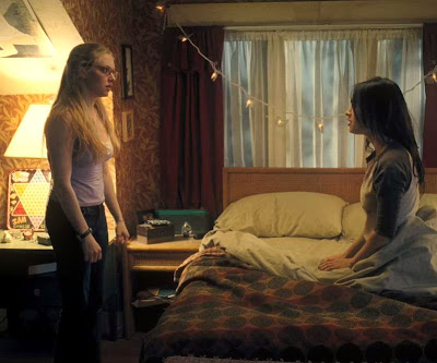 Amanda Seyfried and Megan Fox in Jennifer's Body