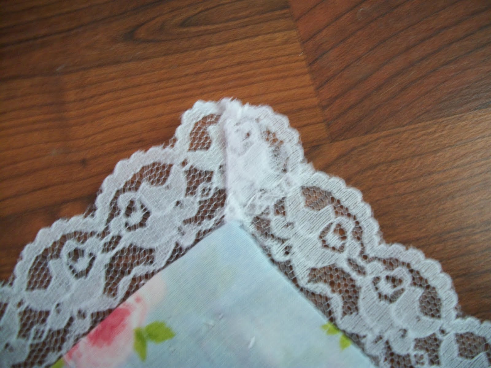 Home Living Beginner Sewing handkerchief and lamp cover