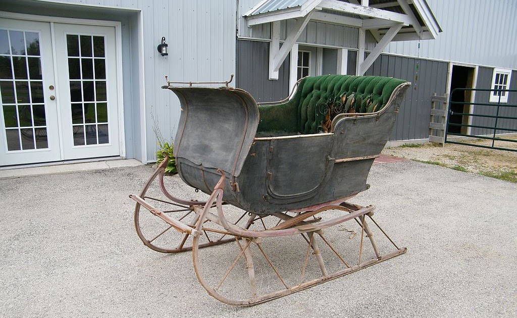 Antique Sleighs Portland Door Sleigh 10 SOLD
