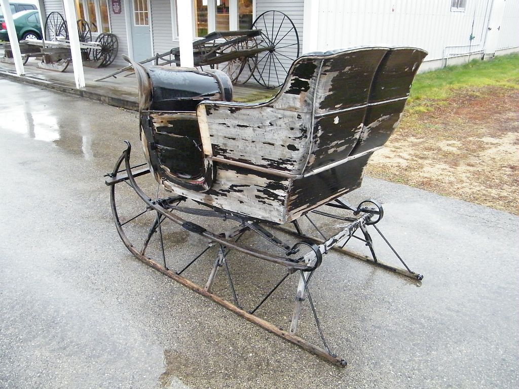 Antique Sleighs Portland Sleigh 16