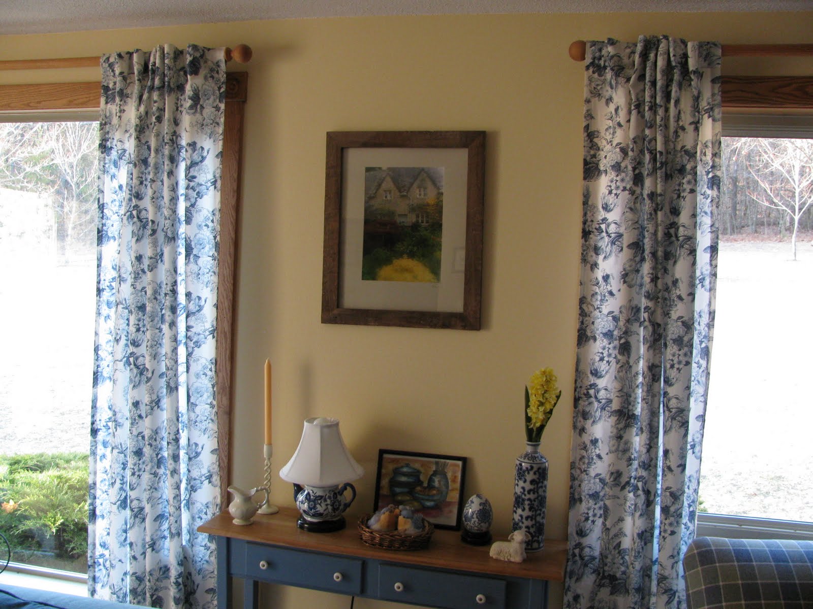 [teapot+lamp+table+015.JPG]