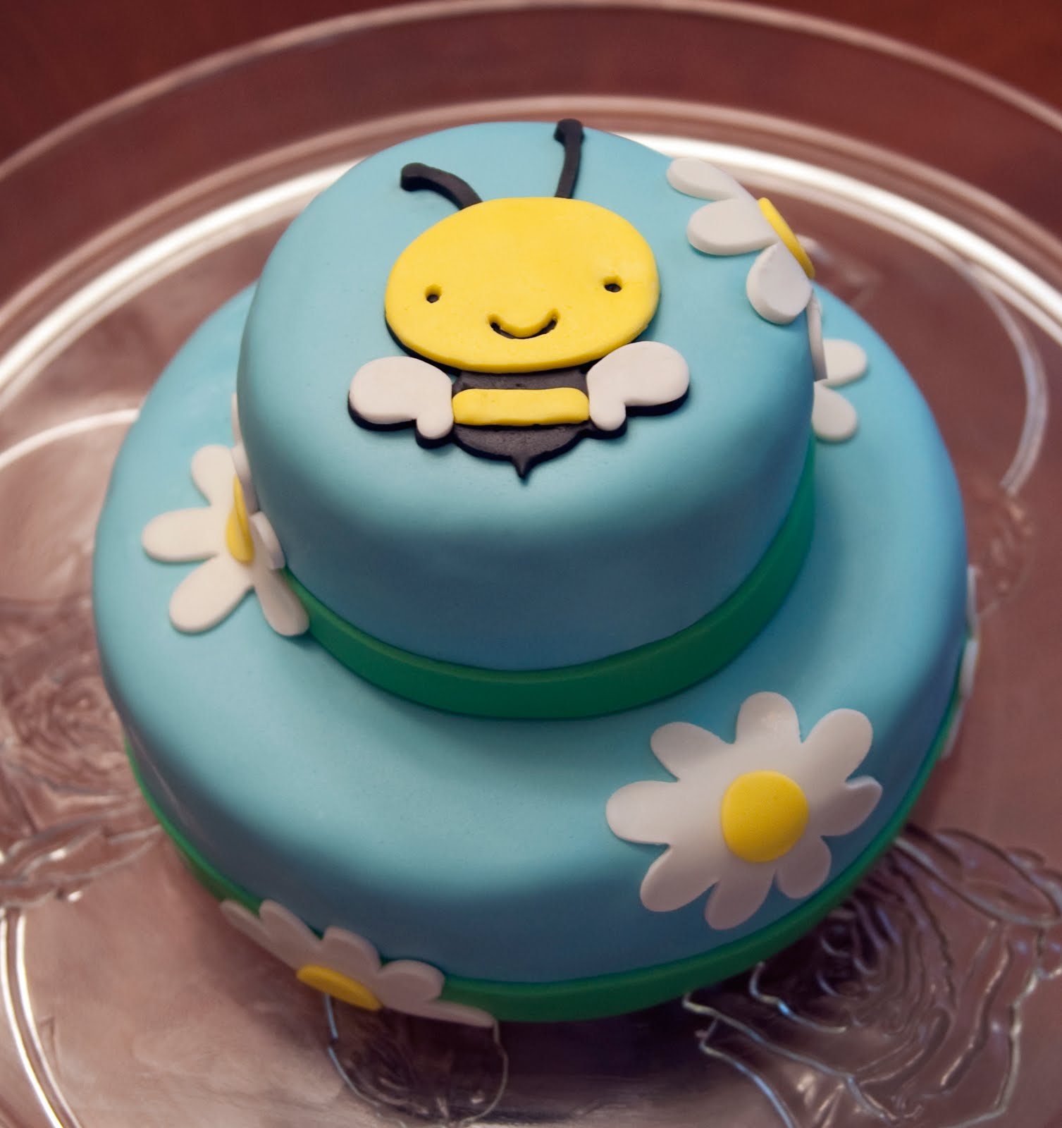 Fondant Bee