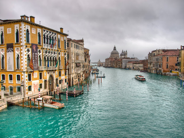 canal venecia