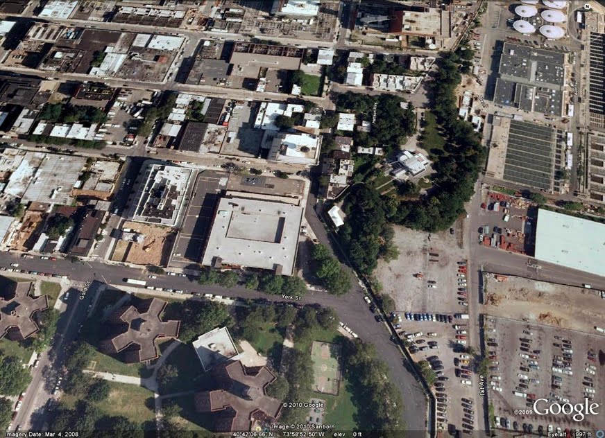 Walking Brooklyn Vinegar Hill